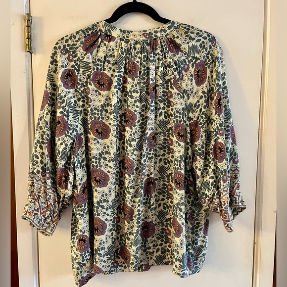 Natalie Martin Remy Top in Vintage Flowers Lavender - Picture 3 of 6